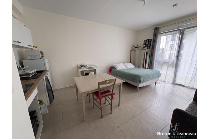 New Studio Ferrié District in LAVAL
