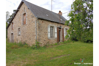 Corps de ferme proche Martigné Sur Mayenne