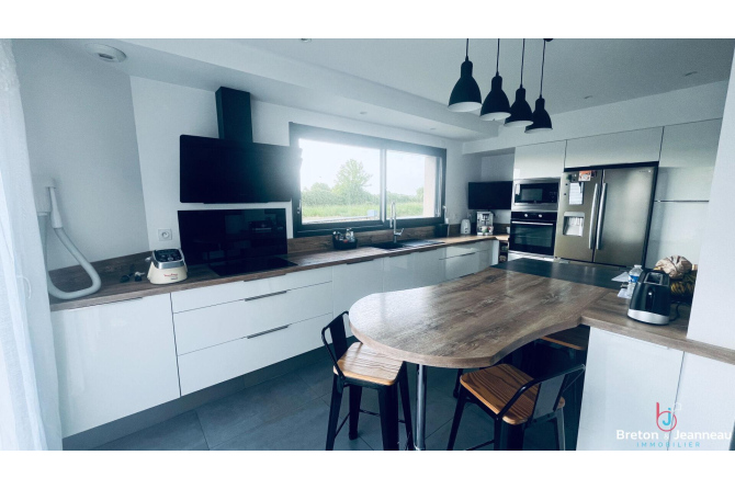 Maison de plain-pied à Bonchamp lès Laval