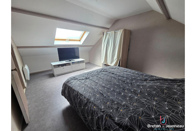 Maison Sainte Suzanne Et Chammes 5 pièce(s) 125 m².