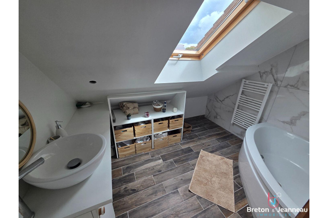 Maison Sainte Suzanne Et Chammes 5 pièce(s) 125 m².