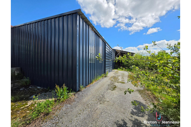 Ferme sur 38 Hectares à Domfront