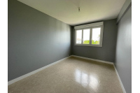 Apartment T3 district Banque de France Laval
