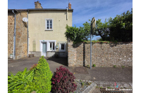 Maison de bourg à proximité de LASSAY-LES-CHÂTEAUX