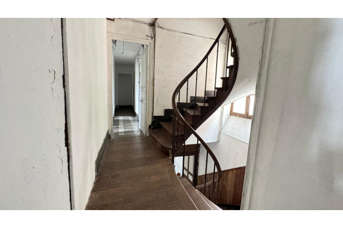 Ensemble immobilier à Ambrières-les-Vallées