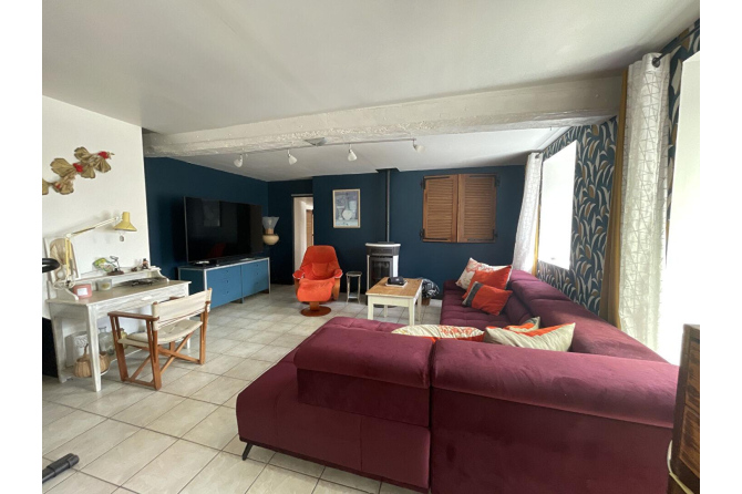 Maison de campagne à Neuvillette en Charnie