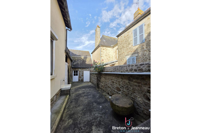 Maison avec terrain au coeur de Lassay-les-Châteaux