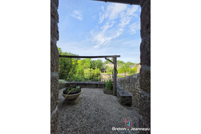 Maison avec terrain au coeur de Lassay-les-Châteaux