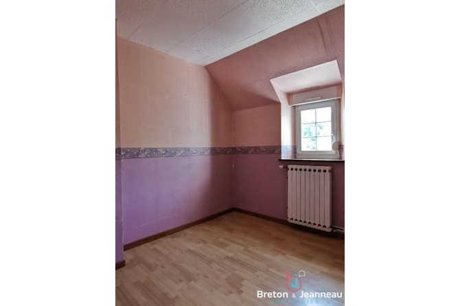 Maison sur près d'1 ha 40 à Jublains