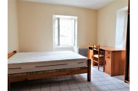 Left bank studio in Laval