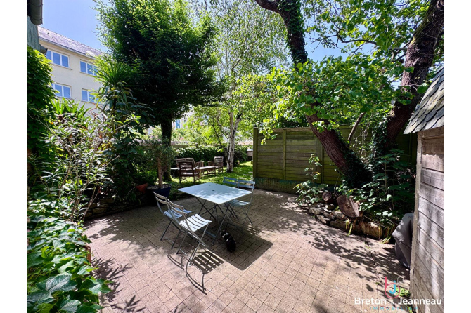 Maison de ville avec garage rive Gauche à Laval