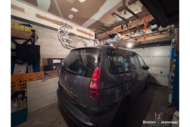 Maison de ville avec garage rive Gauche à Laval