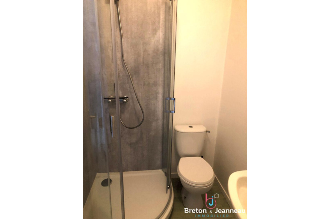 APPARTEMENT F3 à LASSAY LES CHATEAUX