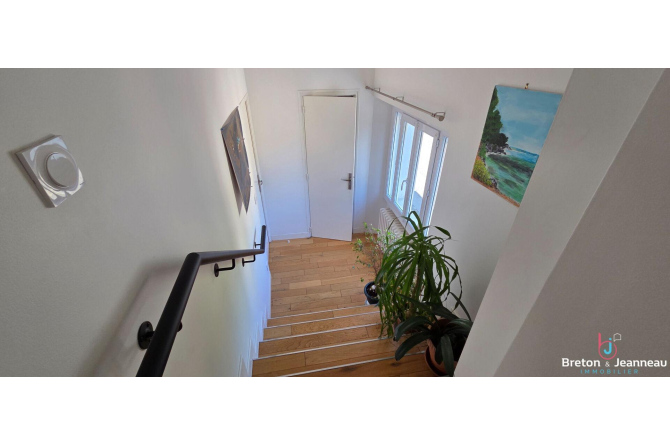 Maison 5 chambres - quartier recherché à Laval