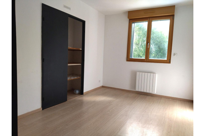 MAISON F4 à LARCHAMP