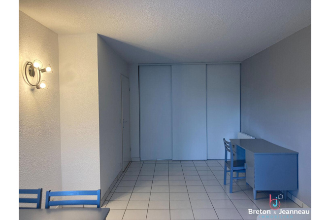 Studio Meublé - LAVAL - Secteur Gare