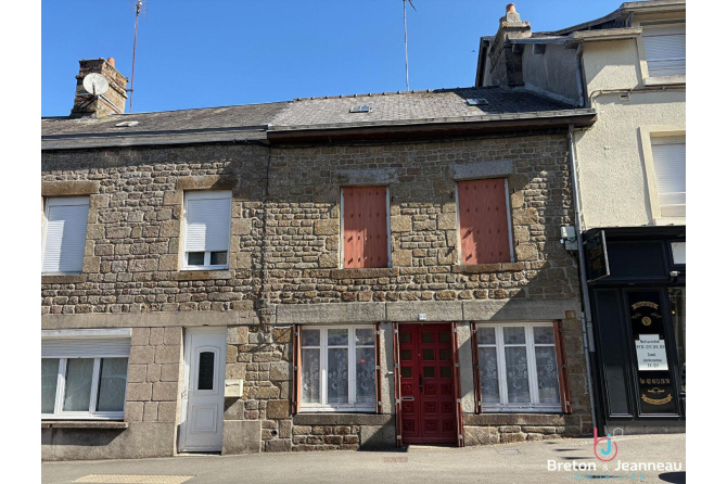 Maison en pierres à Gorron