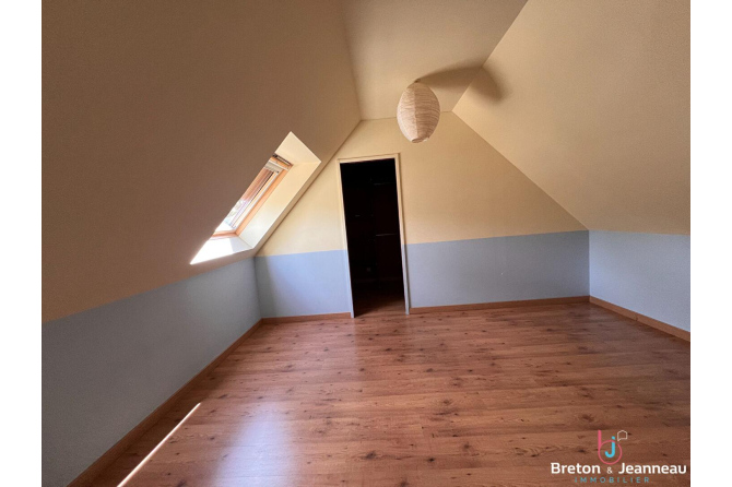 Maison Laval 6 pièce(s) 156 m2