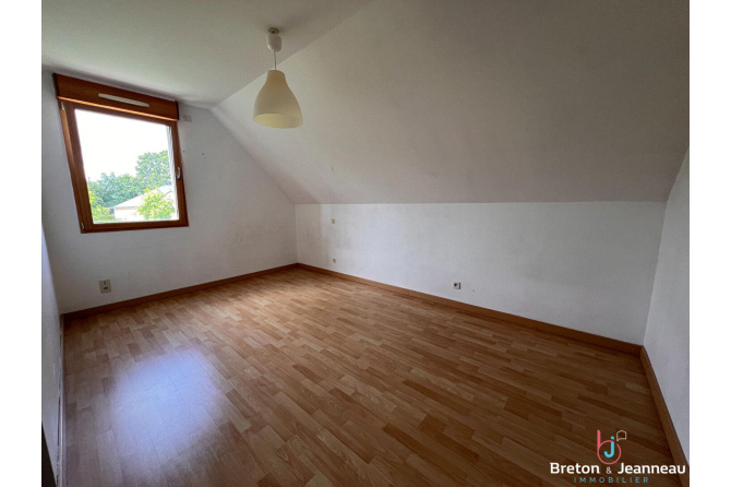 Maison Laval 6 pièce(s) 156 m2