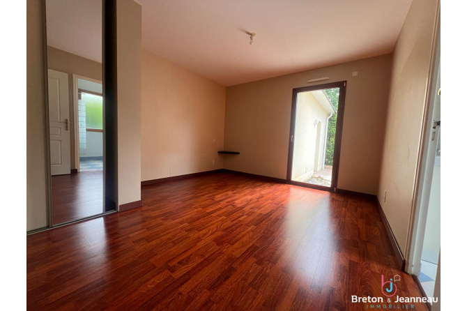 Maison Laval 6 pièce(s) 156 m2