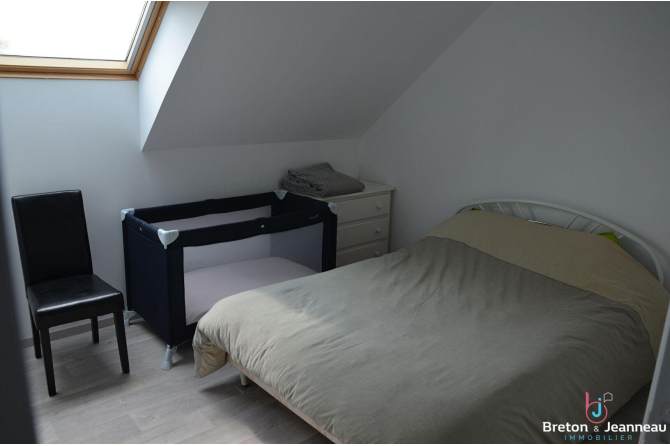 Maison de 120 m² avec carport à Argentré