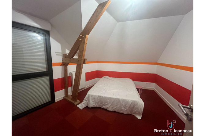 MAISON ST BERTHEVIN