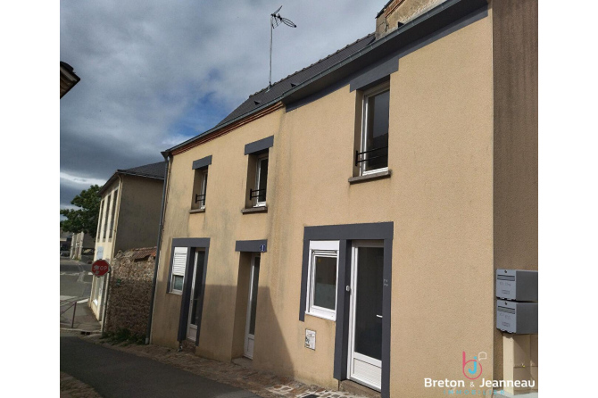 APPARTEMENT F2 à MONTSURS