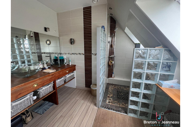 Maison Laval 142 m²