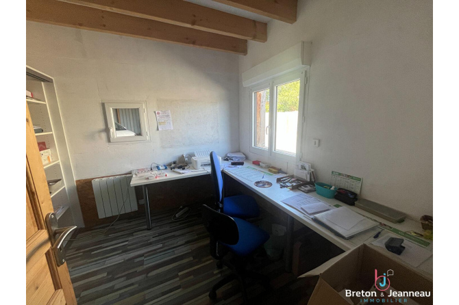 Maison 220 m² avec dépendance à La Baconnière