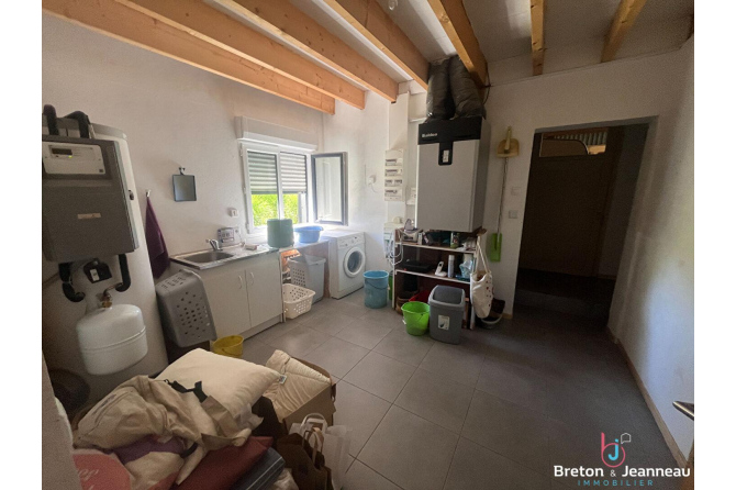 Maison 220 m² avec dépendance à La Baconnière