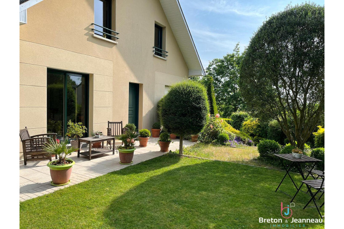 Maison d'architecte à Mayenne