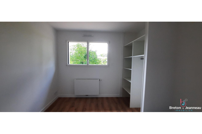 House Saint Berthevin 6 room(s) 131.50 m2