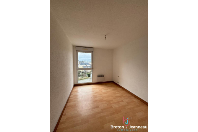 Appartement résidence sécurisée centre-ville à LAVAL