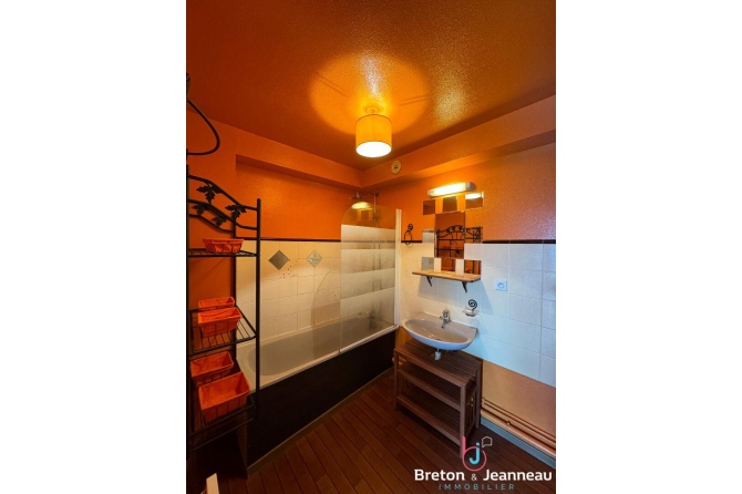 Appartement résidence sécurisée centre-ville à LAVAL