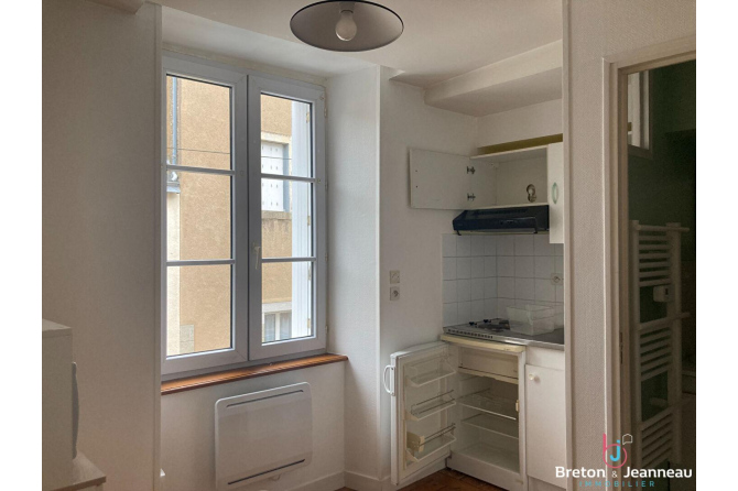 Appartement T1 - LAVAL Proche Centre Ville