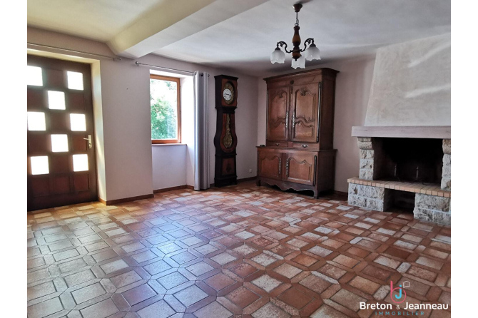 Maison à La chapelle au Riboul