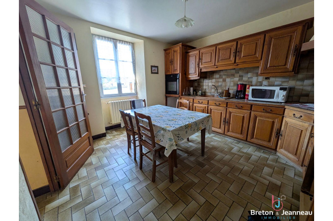 Maison Asse Le Berenger 5 pièce(s) 93 m2