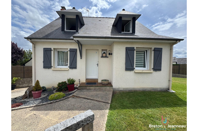 Maison à L'Huisserie