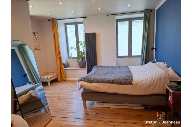 Maison de ville rénovée quartier St Martin à Mayenne