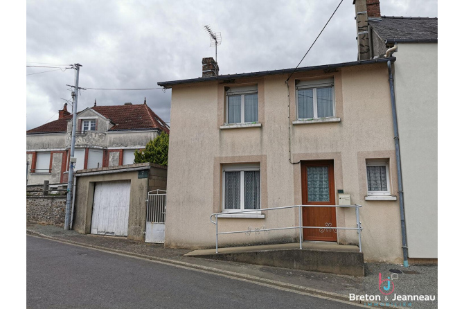 Maison à Loupfougères