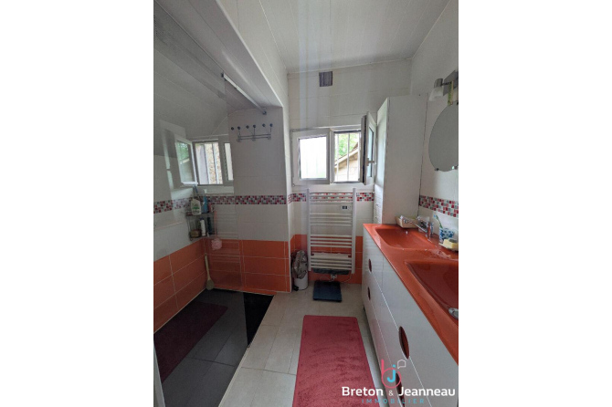 Maison de 100 m² proche d'Evron