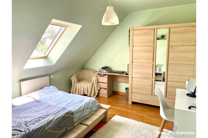 Maison avec piscine hors-sol à Romagné
