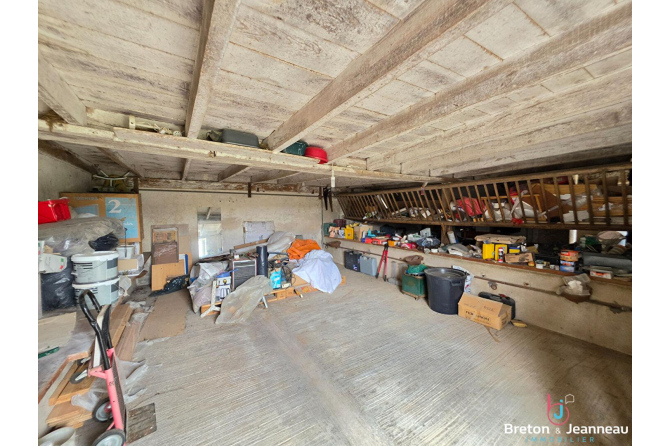Corps de Ferme sur 4 ha à Javron-les-Chapelles