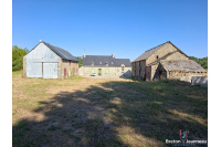 Corps de ferme sans voisins secteur Mayenne