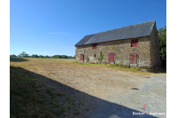 Corps de ferme sans voisins secteur Mayenne
