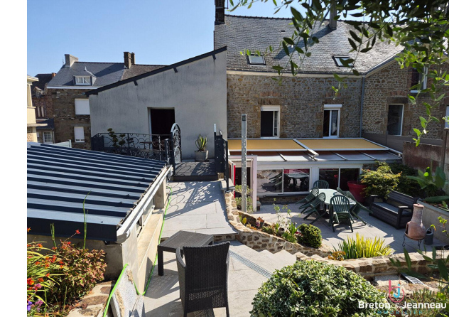 Maison de ville à Ambrières-les-Vallées