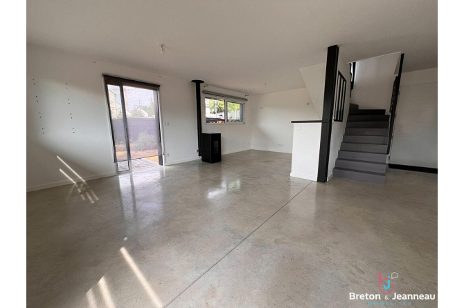 Maison moderne LAVAL
