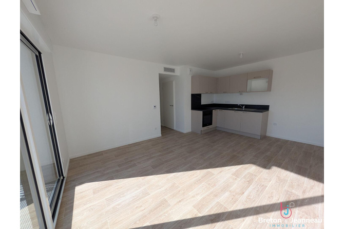 Appartement neuf à Laval
