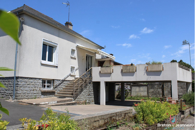 Maison proche centre-ville d'Ernée