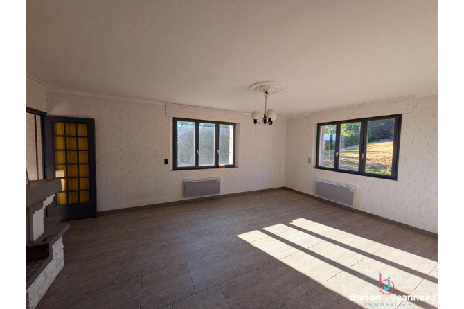 Maison Mont Saint Jean 6 pièce(s) 206 m2